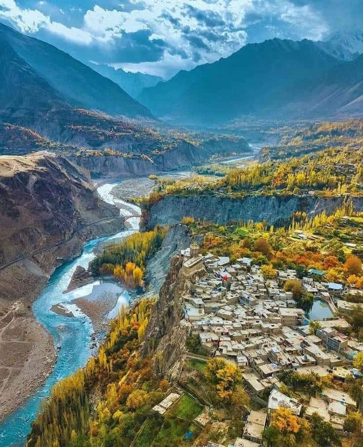 Passu Cones